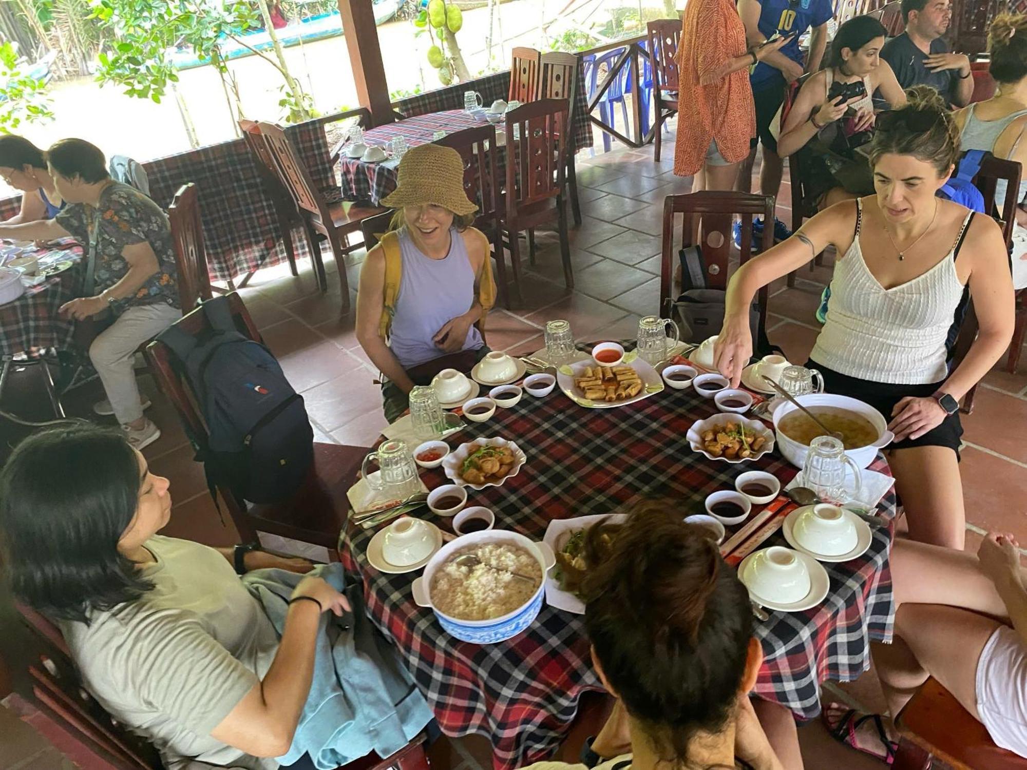 Giang Son Hotel江山民宿范五老区酒吧街胡志明市 Dış mekan fotoğraf